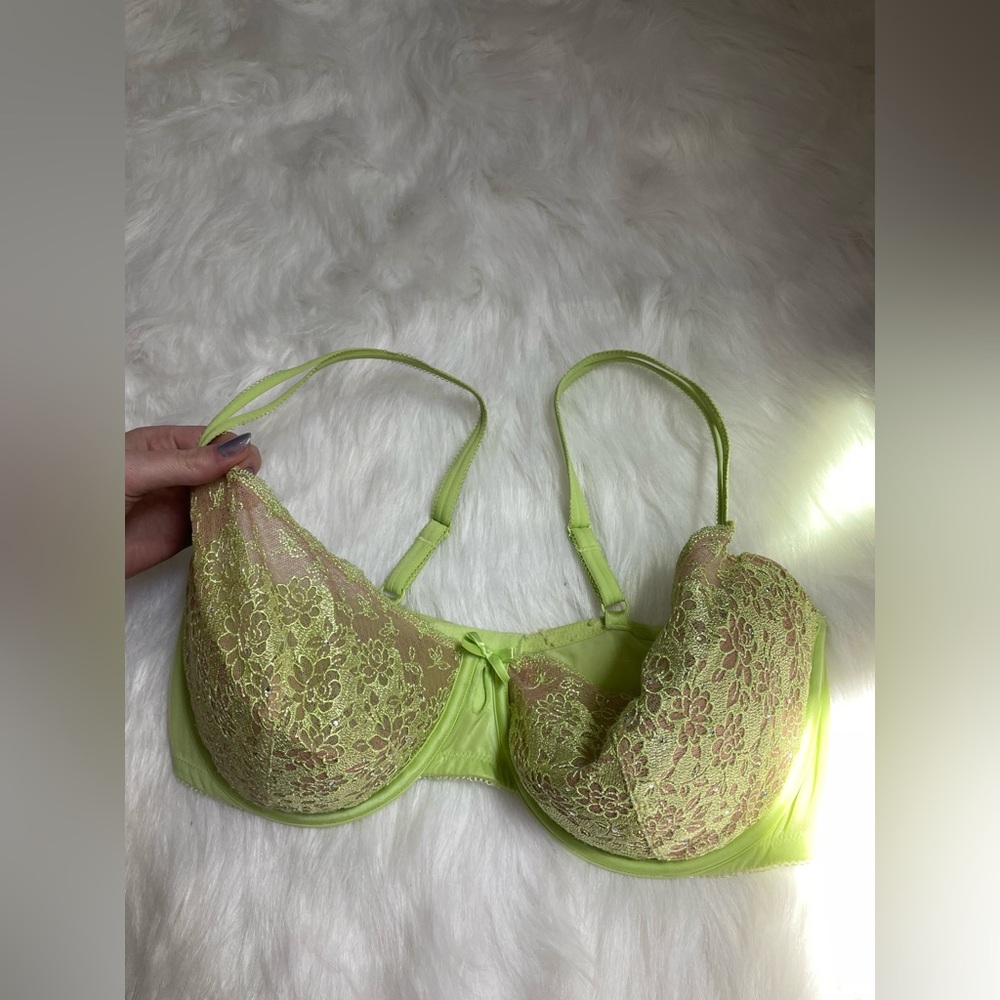 Victoria’s Secret Green Bra